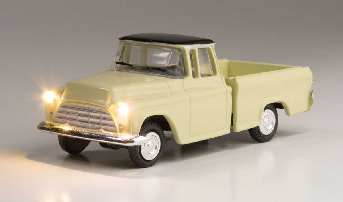 Work Truck - HO Scale - Work is play to this truck