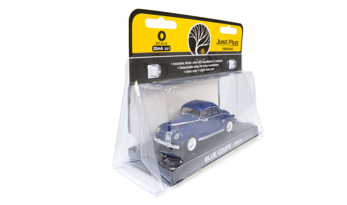 Blue Coupe - O Scale - Out for a drive? This well mannered coupe has a little bit of a wild side